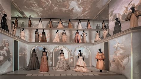 dior mezzelfo|la galerie dior history.